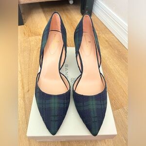 Bandolino Grenow Heels Navy Tartan size 9
